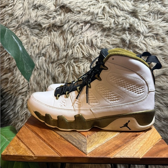 Air Jordan 9 Retro ‘Statue’ 2015. Men’s (12) - Picture 5 of 10